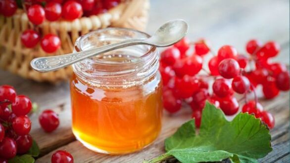 Viburnum with honey to treat high blood pressure